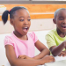 enfants émerveillement petite sirène